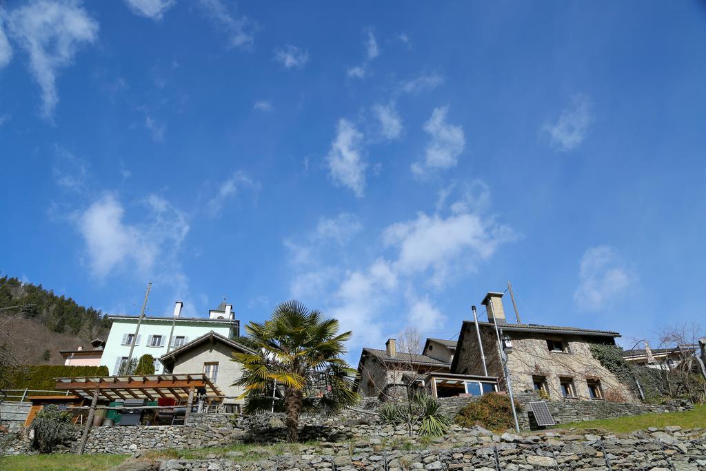 Casa Dosc Acomodação com café da manhã Verdabbio Exterior foto